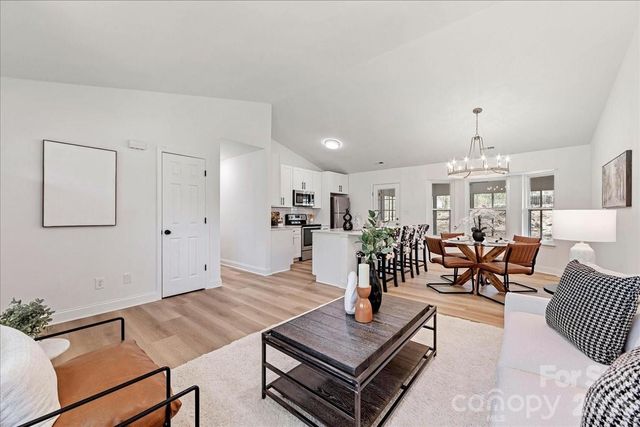 231 West Avenue, Charlotte, NC 28208