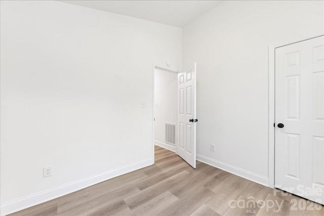 231 West Avenue, Charlotte, NC 28208