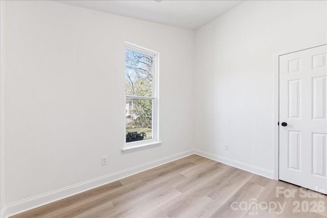 231 West Avenue, Charlotte, NC 28208