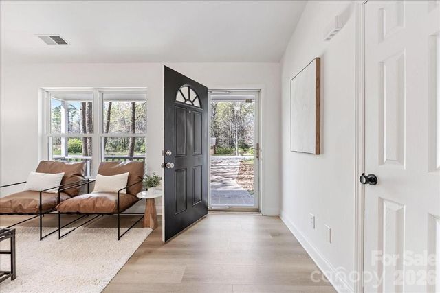 231 West Avenue, Charlotte, NC 28208