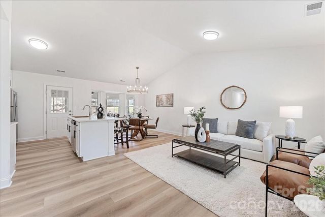 231 West Avenue, Charlotte, NC 28208