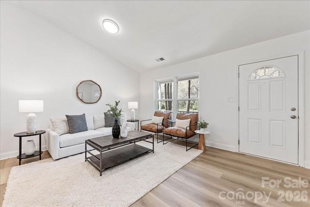 231 West Avenue, Charlotte, NC 28208