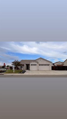 402 Alpen Rose Way, Galt, CA 95632