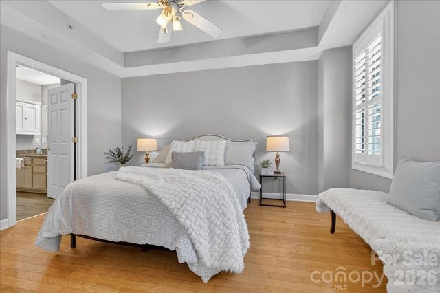 718 W Trade Street 809, Charlotte, NC 28202