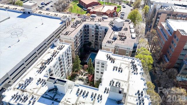 718 W Trade Street 809, Charlotte, NC 28202