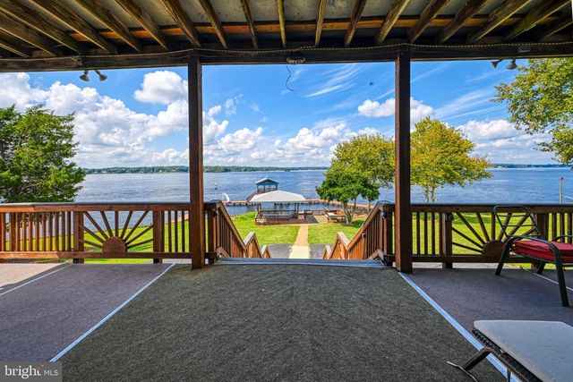 11200 EMERY LN, Bumpass, VA 23024