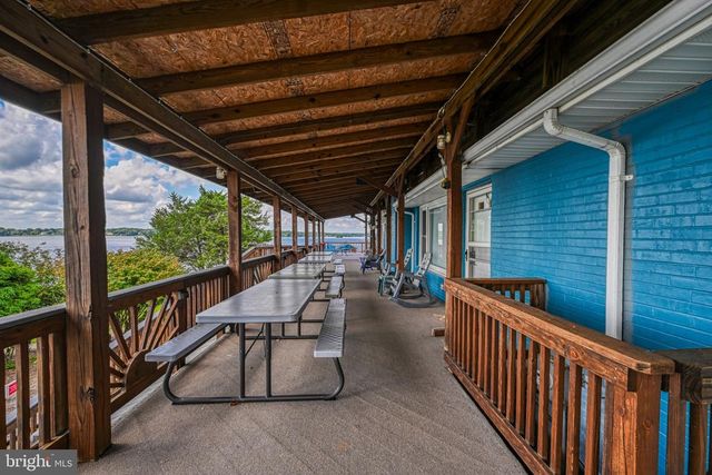 11200 EMERY LN, Bumpass, VA 23024