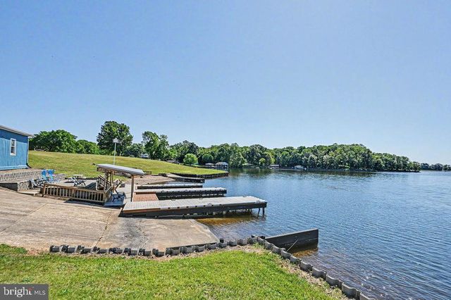 11200 EMERY LN, Bumpass, VA 23024