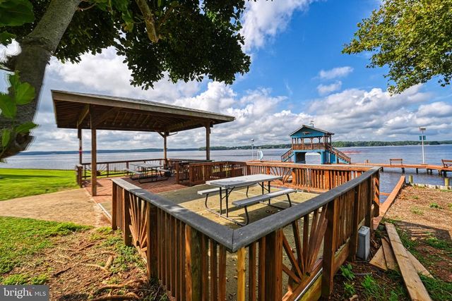 11200 EMERY LN, Bumpass, VA 23024
