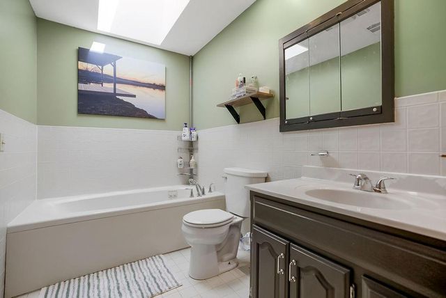 32701 S Dorsett Hill Lane, Archie, MO 64725