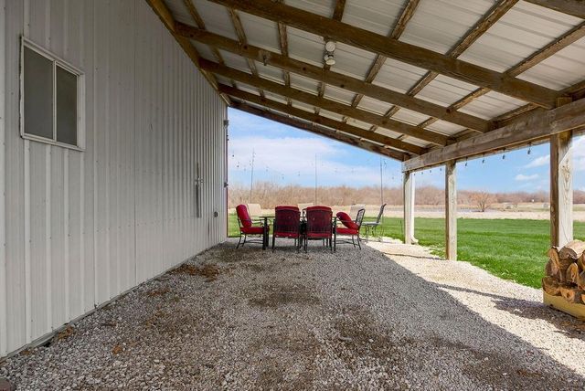 32701 S Dorsett Hill Lane, Archie, MO 64725