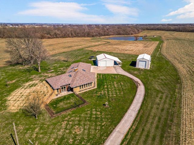 32701 S Dorsett Hill Lane, Archie, MO 64725