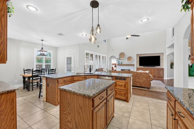 316 Sandy Cove, Argyle, TX 76226