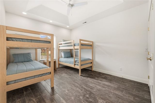 802 NW D Street, Bentonville, AR 72712