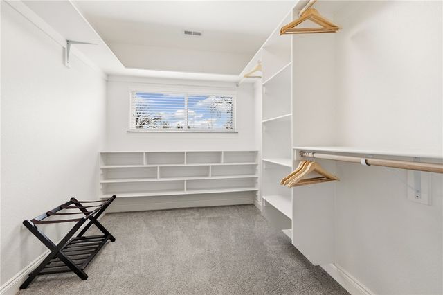 802 NW D Street, Bentonville, AR 72712