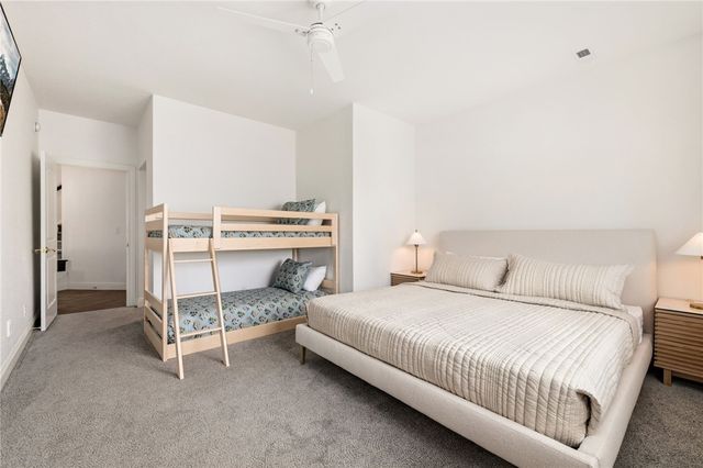 802 NW D Street, Bentonville, AR 72712