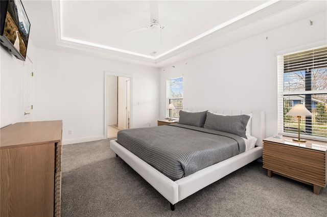 802 NW D Street, Bentonville, AR 72712