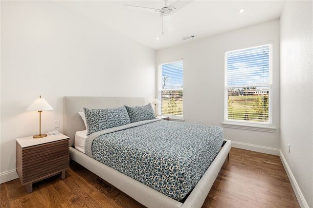 802 NW D Street, Bentonville, AR 72712