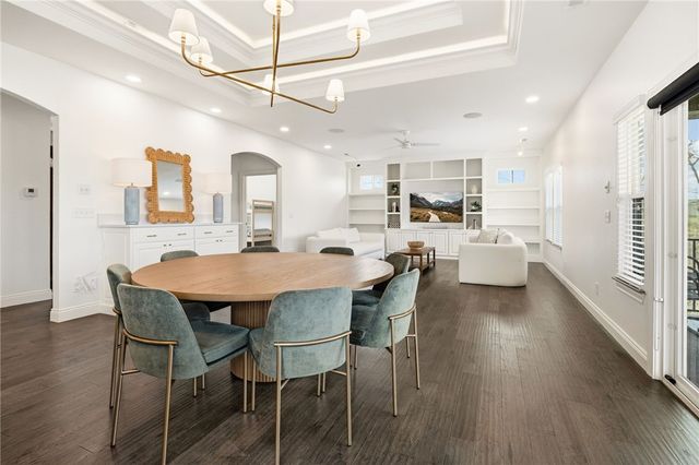 802 NW D Street, Bentonville, AR 72712