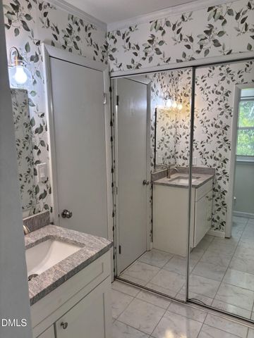 5612 Falls Of Neuse Road D, Raleigh, NC 27609