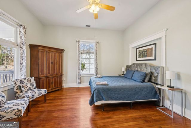 528 Holderness Street SW, Atlanta, GA 30310