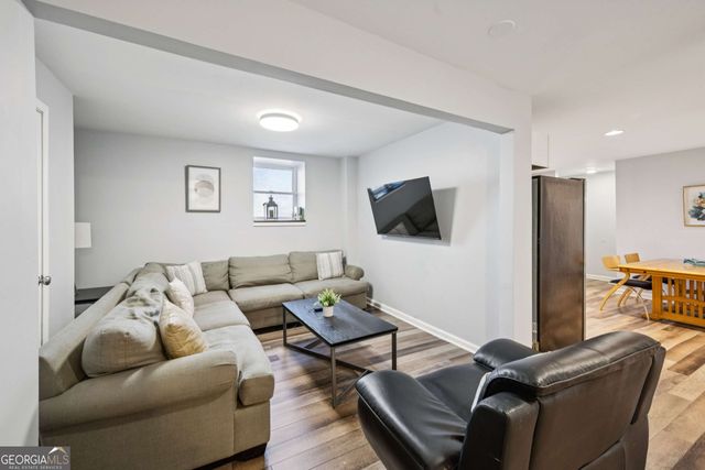 528 Holderness Street SW, Atlanta, GA 30310