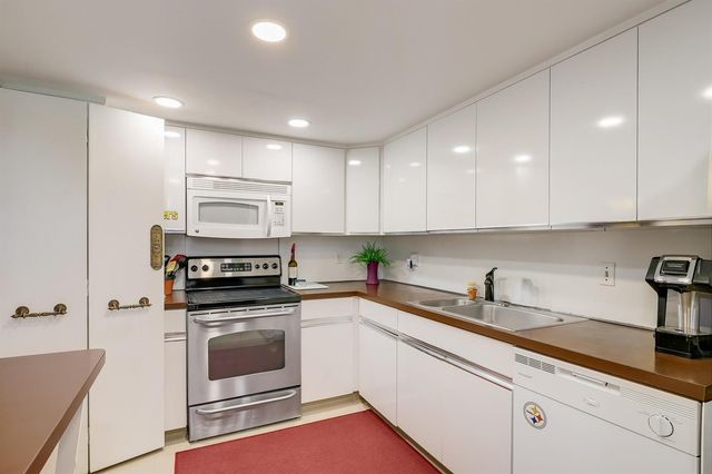 4500 Gefion Court 205, Lake Worth, FL 33467