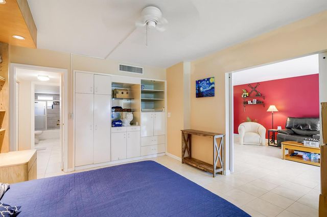 4500 Gefion Court 205, Lake Worth, FL 33467