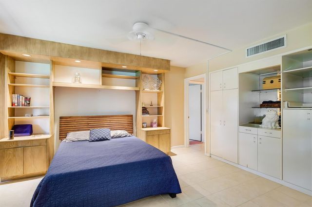4500 Gefion Court 205, Lake Worth, FL 33467