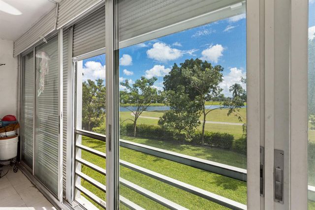 4500 Gefion Court 205, Lake Worth, FL 33467