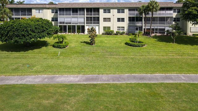 4500 Gefion Court 205, Lake Worth, FL 33467