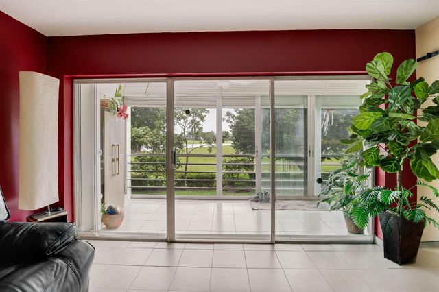 4500 Gefion Court 205, Lake Worth, FL 33467