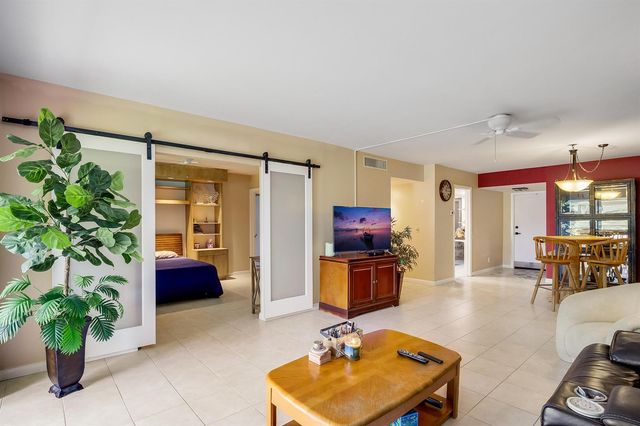 4500 Gefion Court 205, Lake Worth, FL 33467