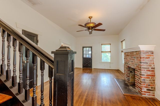 4530 Mckinney Street, Houston, TX 77023