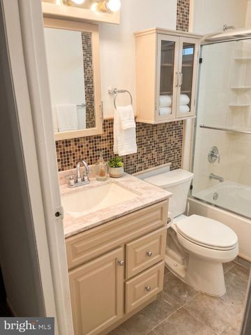 8301 HEATHERWICK DR, Brandywine, MD 20613