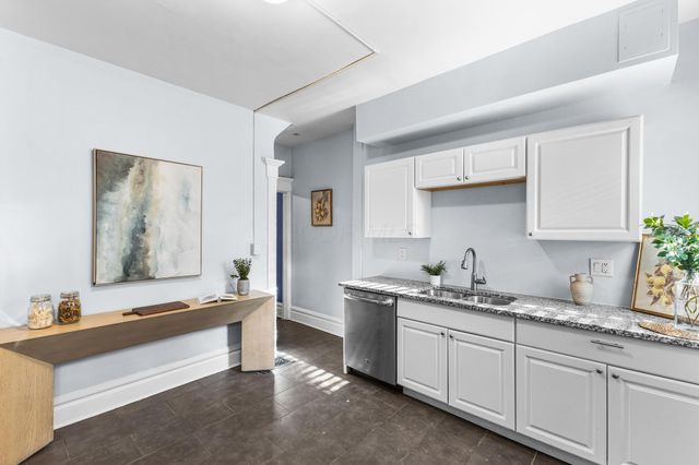 888 Dennison Avenue, 890, Columbus, OH 43215