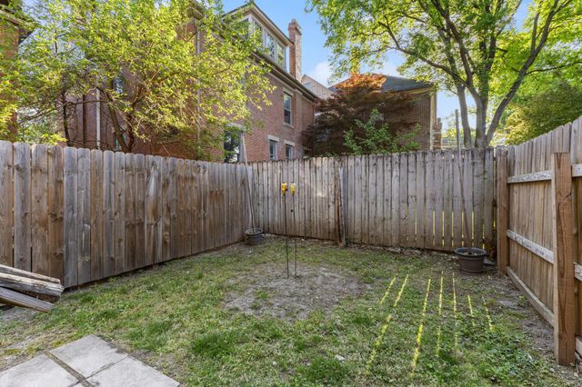 888 Dennison Avenue, 890, Columbus, OH 43215