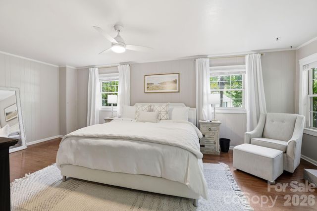 7419 Meadowdale Lane, Charlotte, NC 28212
