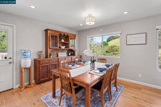 5745 Alhambra Valley Rd, Martinez, CA 94553