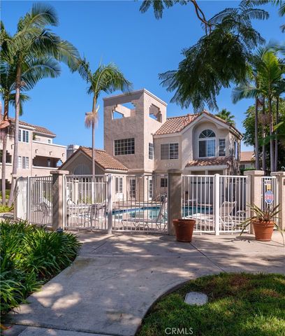4591 Warner Ave. 105, Huntington Beach, CA 92649
