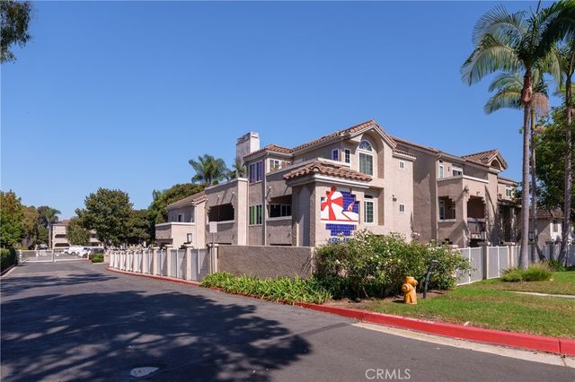 4591 Warner Ave. 105, Huntington Beach, CA 92649
