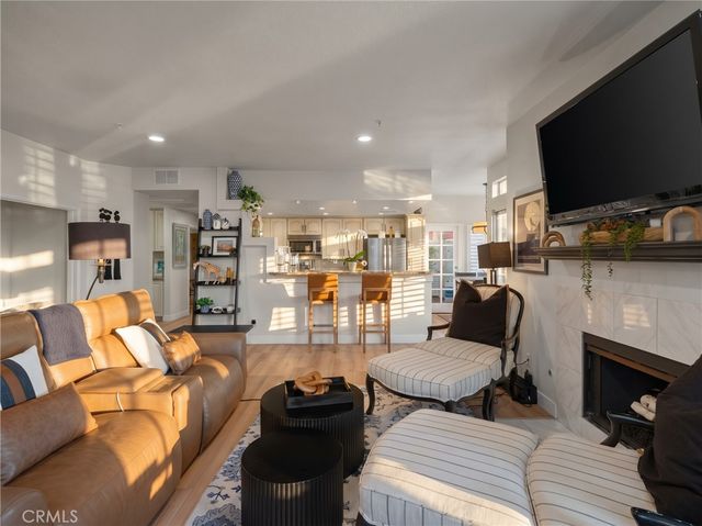 4591 Warner Ave. 105, Huntington Beach, CA 92649