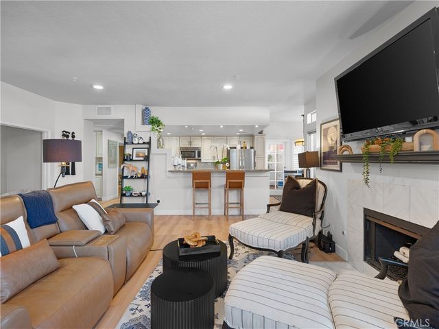 4591 Warner Ave. 105, Huntington Beach, CA 92649