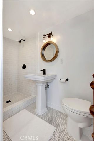 265 Mayflower, Newport Beach, CA 92660