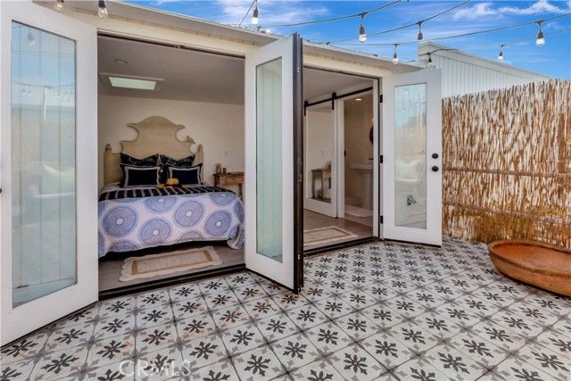 265 Mayflower, Newport Beach, CA 92660