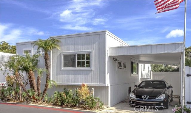 265 Mayflower, Newport Beach, CA 92660