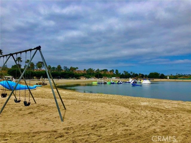 265 Mayflower, Newport Beach, CA 92660