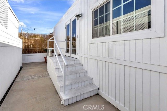 265 Mayflower, Newport Beach, CA 92660