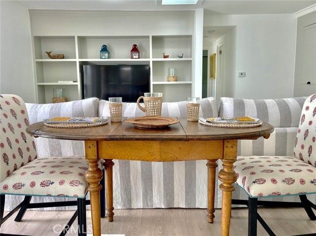 265 Mayflower, Newport Beach, CA 92660