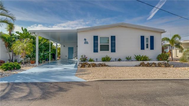 3033 Bounty LN, St. James City, FL 33956